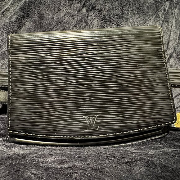 Louis Vuitton 1992 Epi Tilsitt Waist Bag - Picture 1 of 4